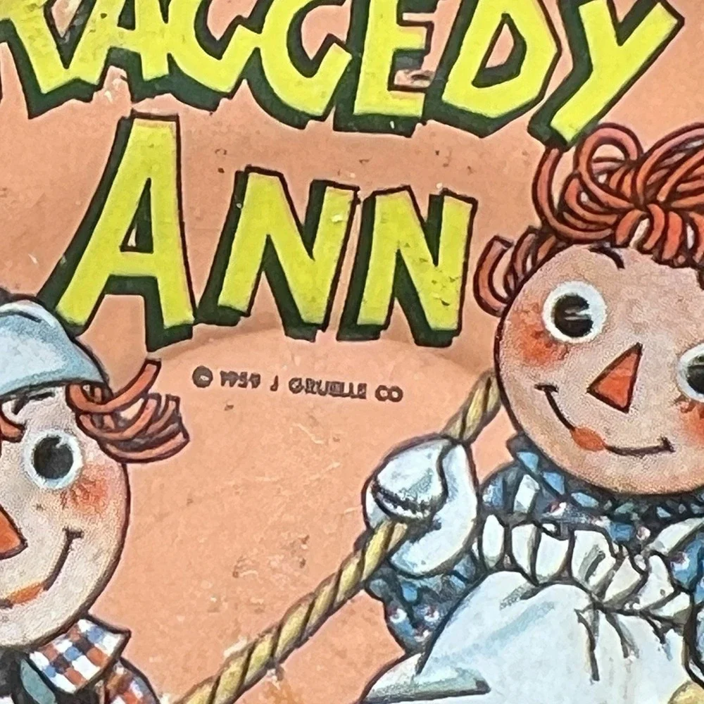 VTG Raggedy Ann & Andy Tin Plates 1959 Set of 2 Doll House Play Set J Gruelle